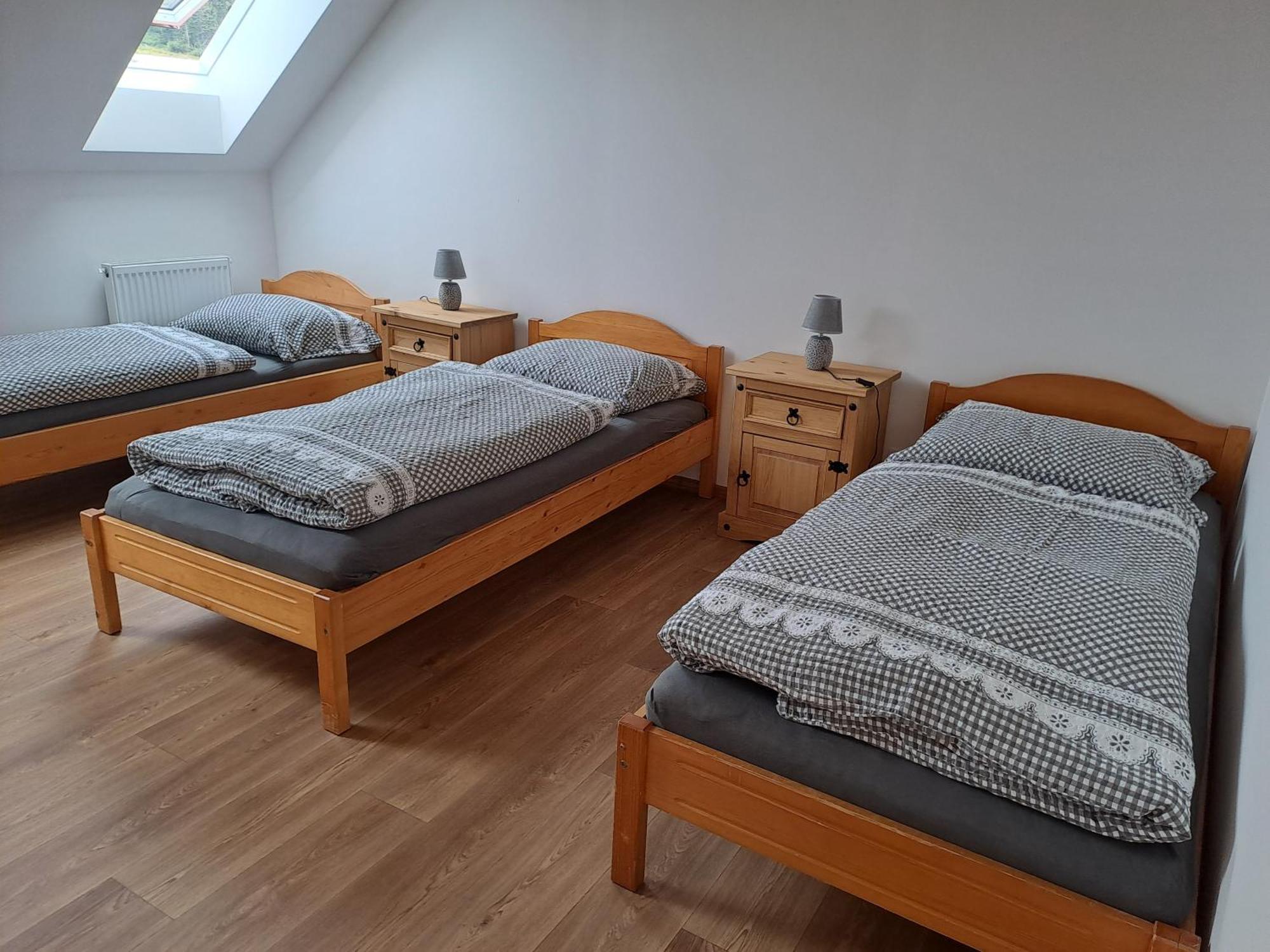 Pension Na Statku- Konsky Apartman Malenitz Exteriör bild